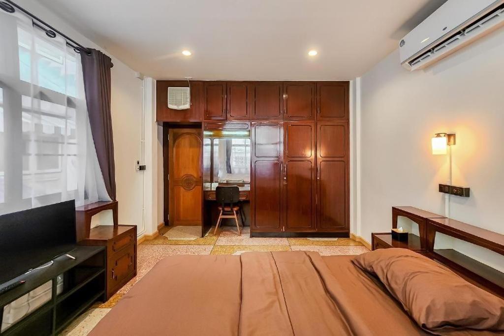 曼谷 Penthouse Lamoon酒店 外观 照片