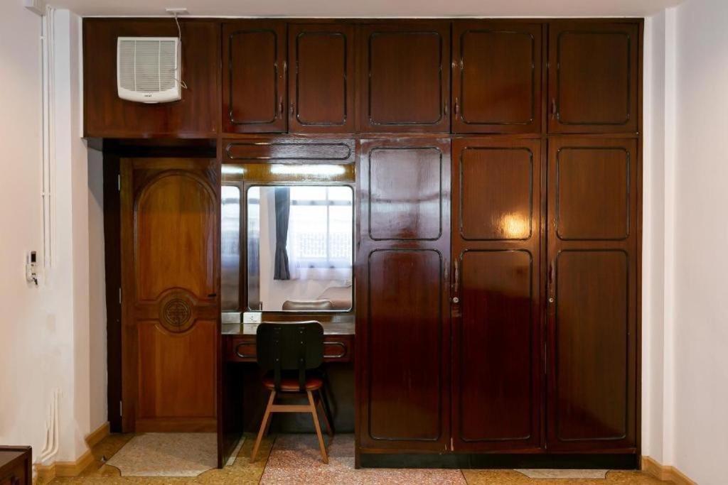 曼谷 Penthouse Lamoon酒店 外观 照片