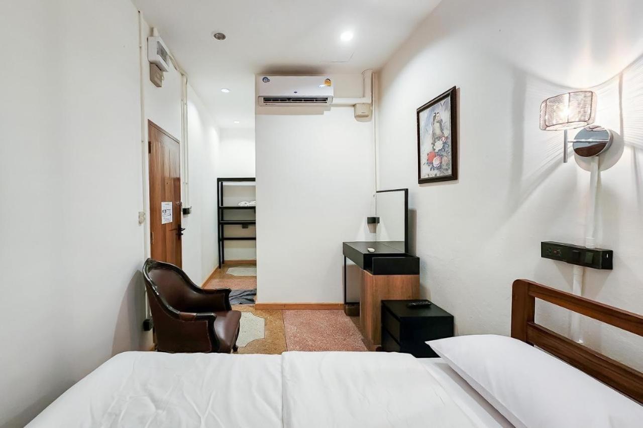 曼谷 Penthouse Lamoon酒店 外观 照片