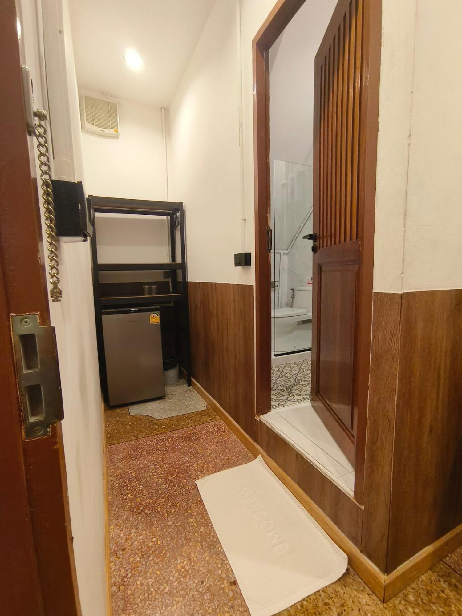 曼谷 Penthouse Lamoon酒店 外观 照片
