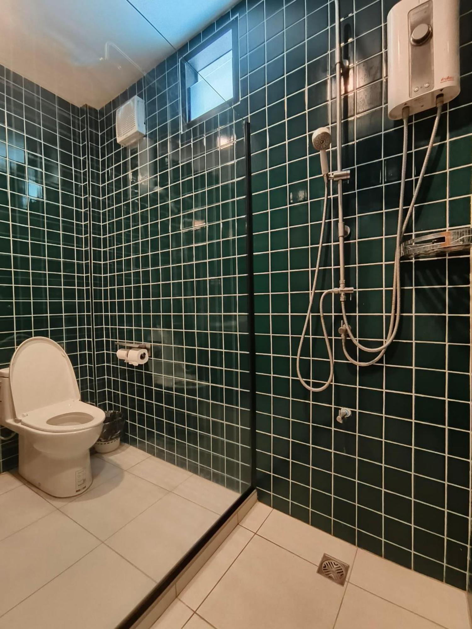 曼谷 Penthouse Lamoon酒店 外观 照片
